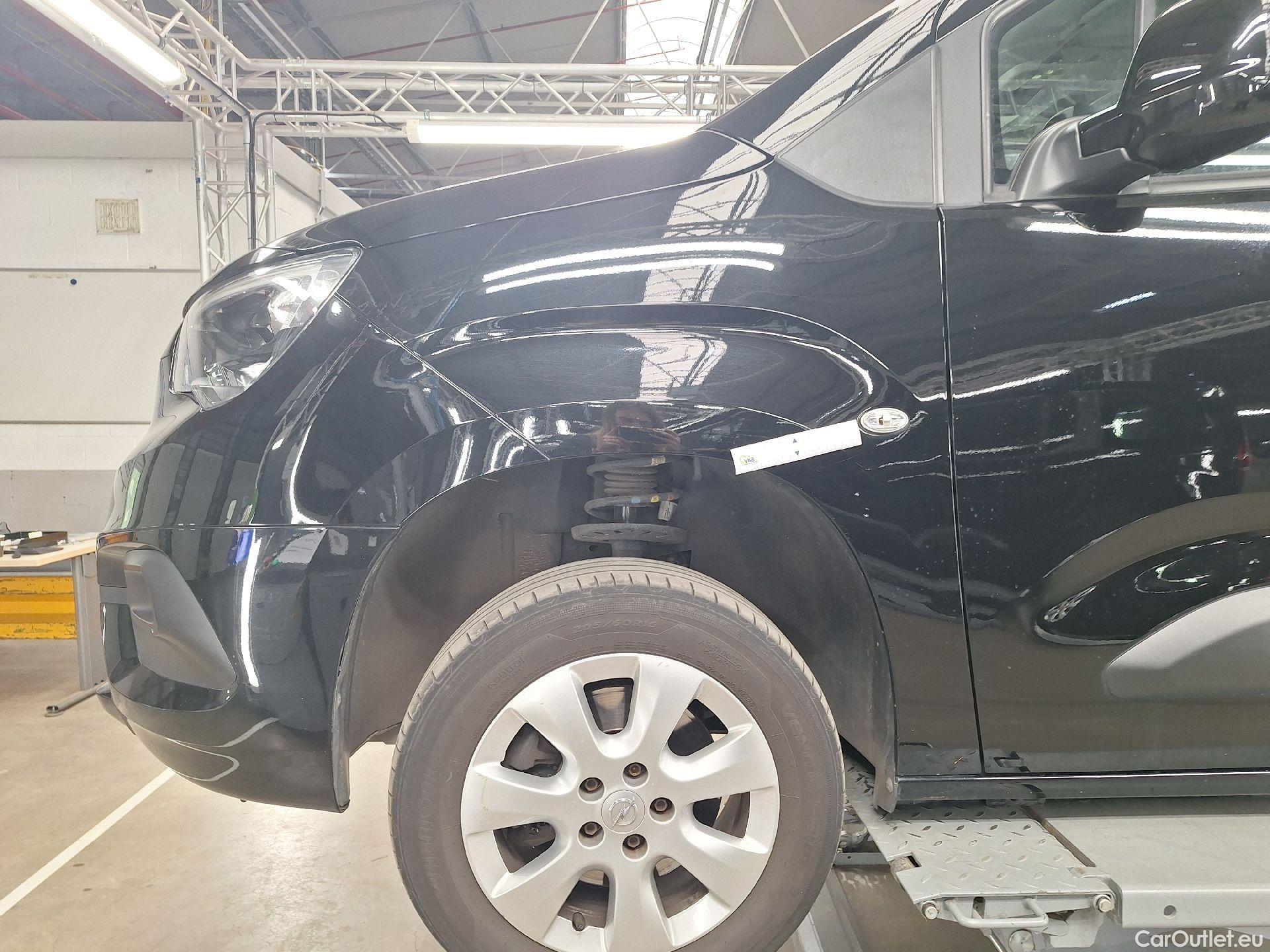  Opel  Combo Opel,  Life '18, Opel  Life 1.5 Turbo D BlueI 96kW S/S Eleganc #55