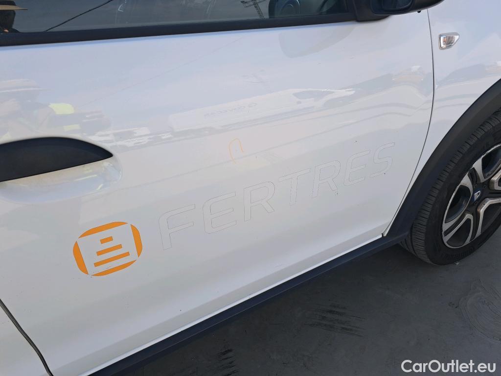  Dacia  Sandero DACIA  / 2016 / 5P / berlina con portón SL Aniversario TCE 74kW (100CV) GLP(SL) #40