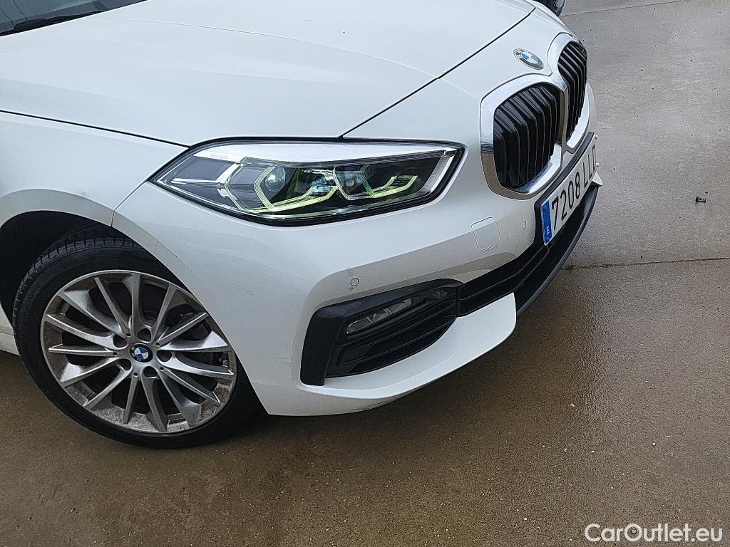  Bmw  Serie 1 BMW  / 2019 / 5P / berlina con portón 118i #18