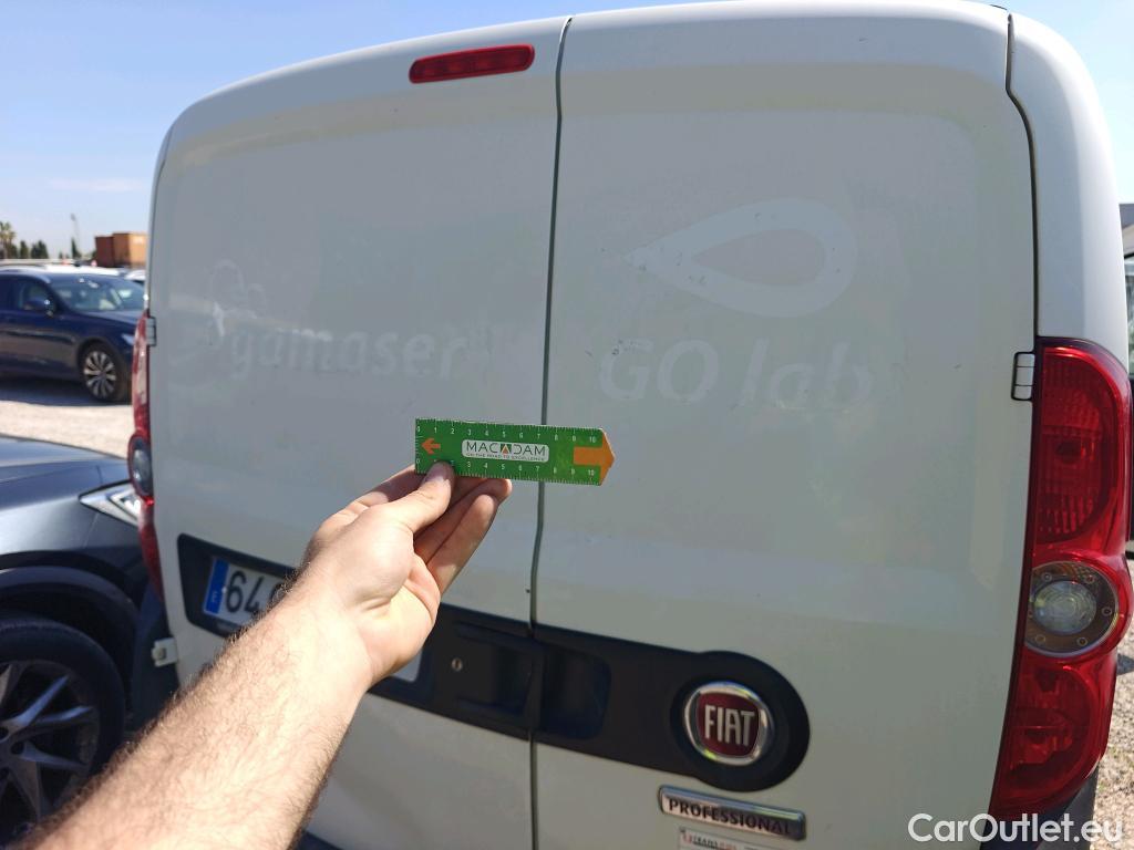  Fiat  Doblo FIAT Doblò Cargo/2015/4P/furgón derivado de turismo Cargo Maxi SX 1.6 Mjet 78kW (105CV)  Isotermo + Equipo de frio #21