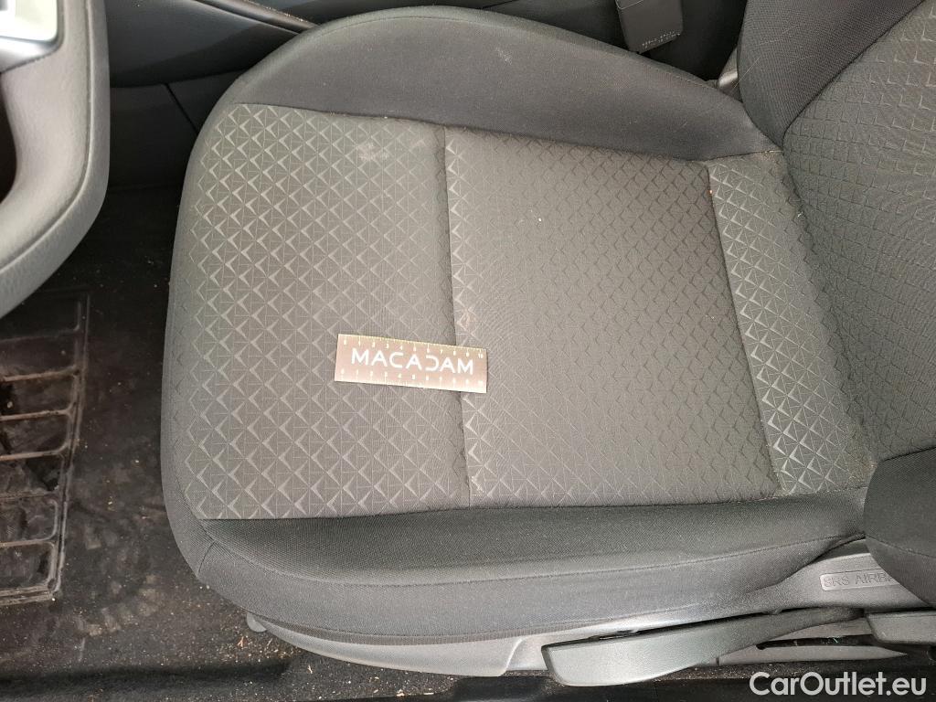  Nissan  Juke NISSAN  / 2019 / 5P / Crossover Hybrid 143 Acenta #39