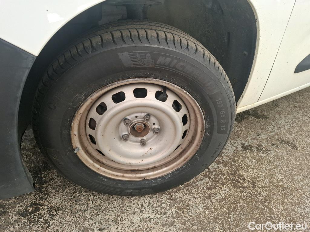  Citroen  Berlingo  Fourgon Control M 650 1.2 PureTech 110CV BVM6 E6d #29