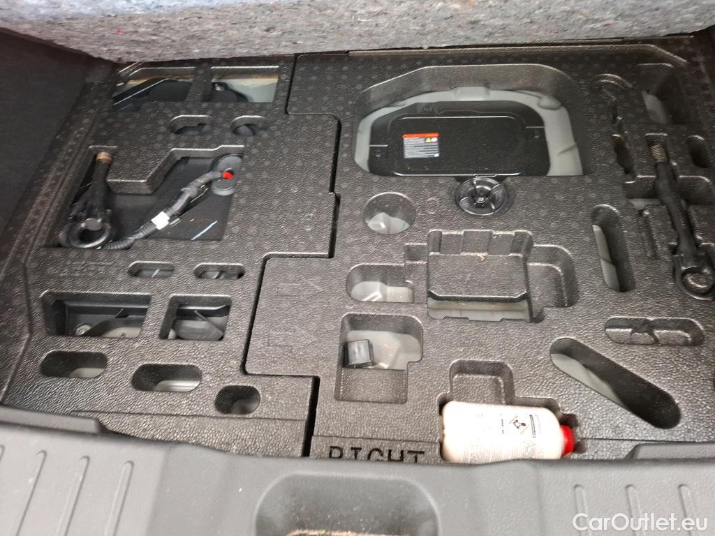  Nissan  Juke NISSAN  / 2019 / 5P / Crossover Hybrid 143 Acenta #33