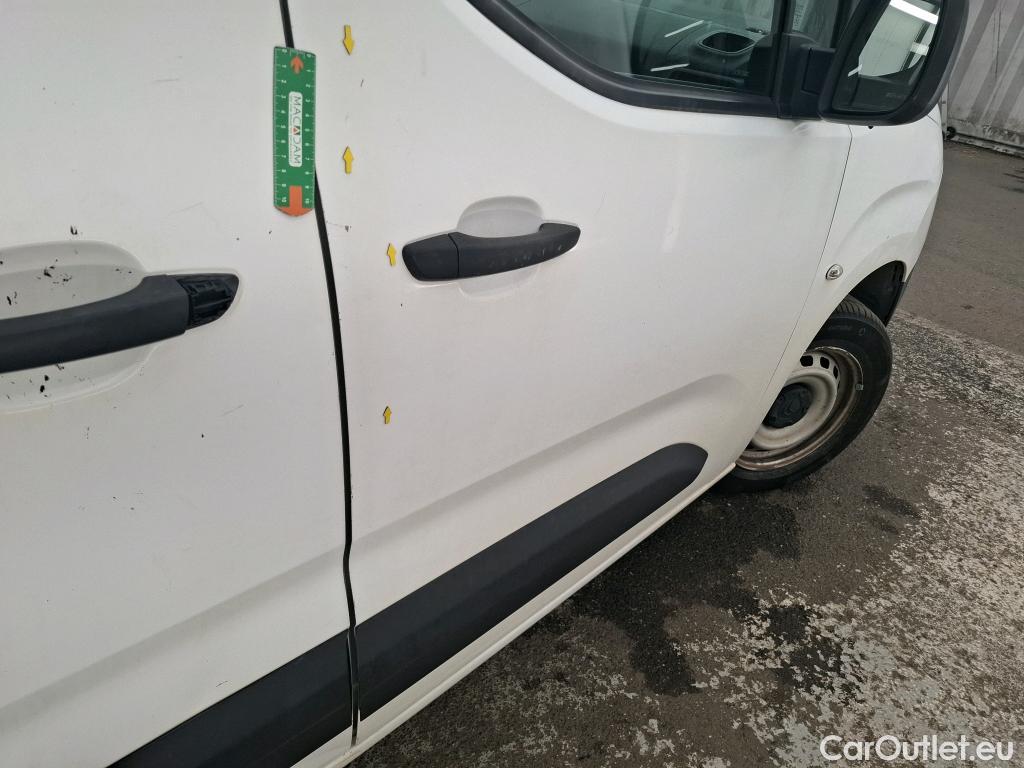  Citroen  Berlingo  Fourgon Control M 650 1.2 PureTech 110CV BVM6 E6d #40