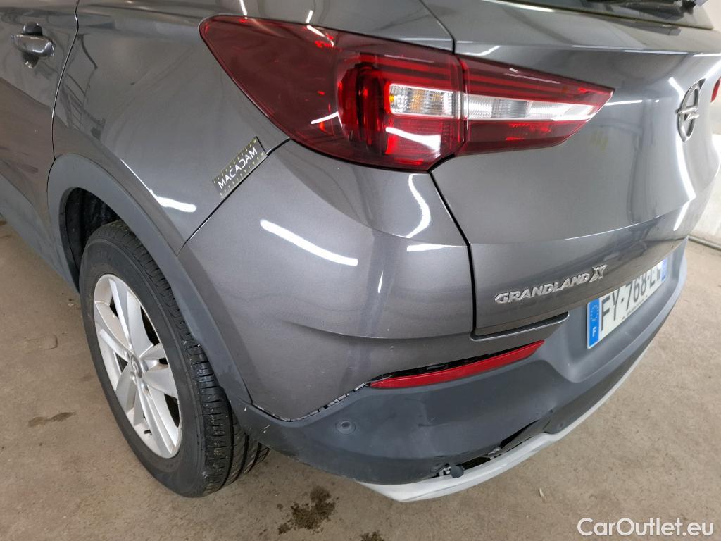  Opel   Grandland X Grandland X Elegance Business 1.5 130CV BVA8 E6d #60