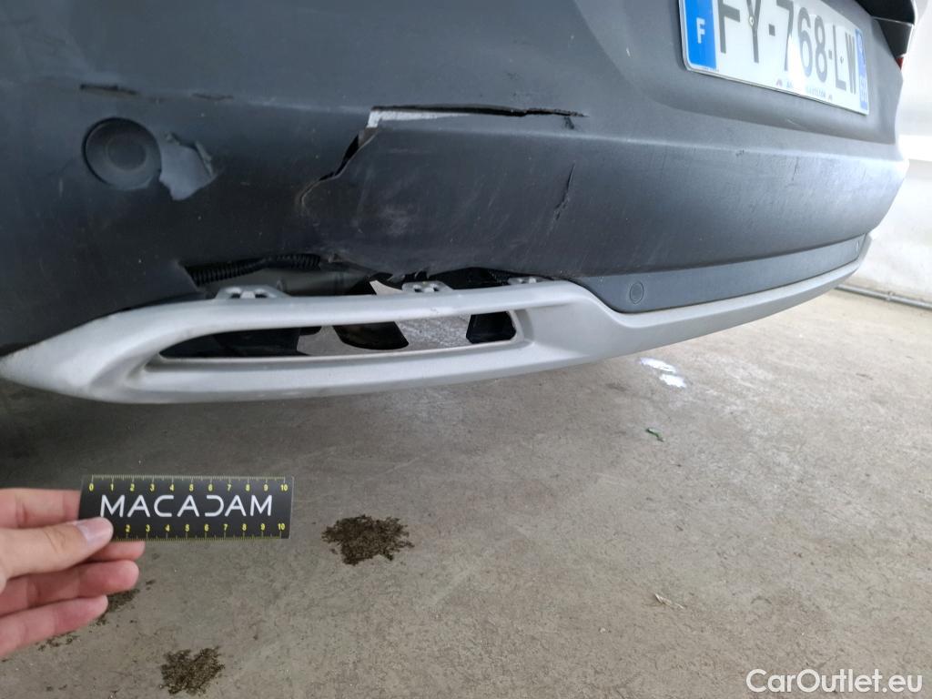  Opel   Grandland X Grandland X Elegance Business 1.5 130CV BVA8 E6d #42