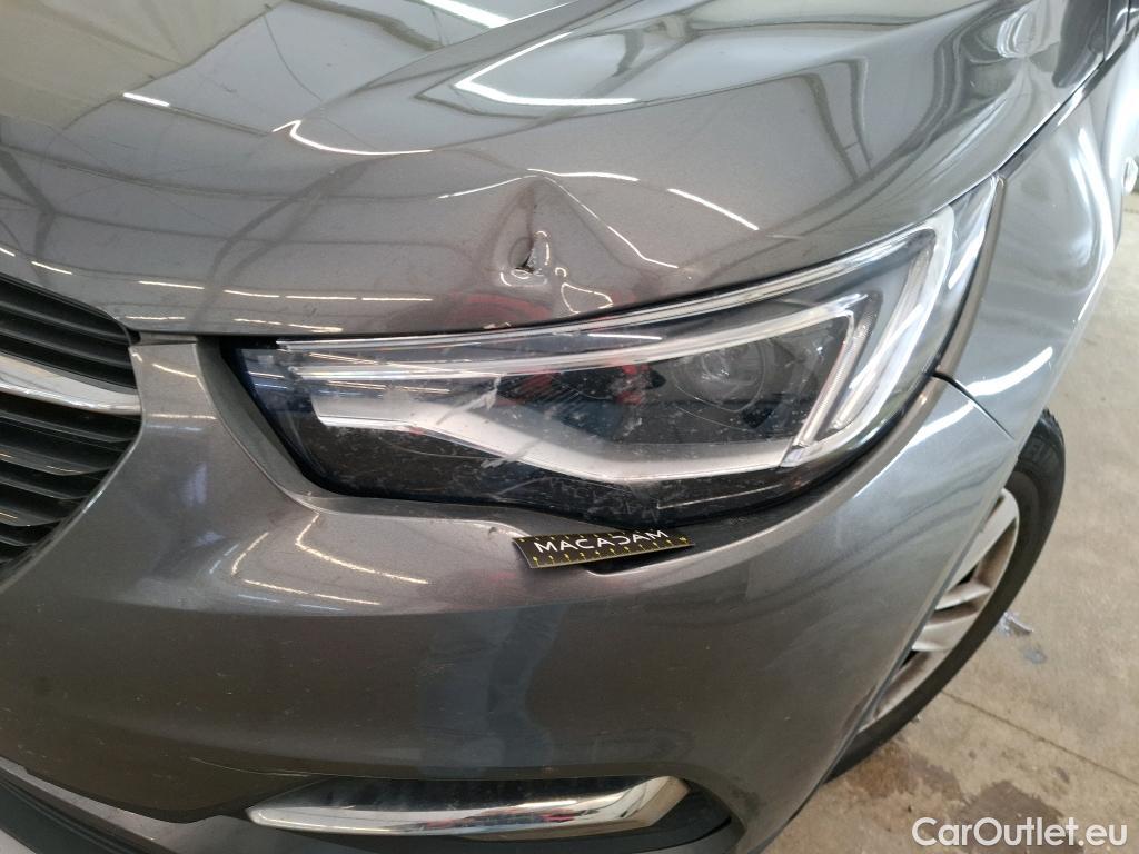  Opel   Grandland X Grandland X Elegance Business 1.5 130CV BVA8 E6d #44