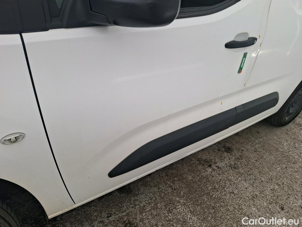  Citroen  Berlingo  Fourgon Control M 650 1.2 PureTech 110CV BVM6 E6d #4
