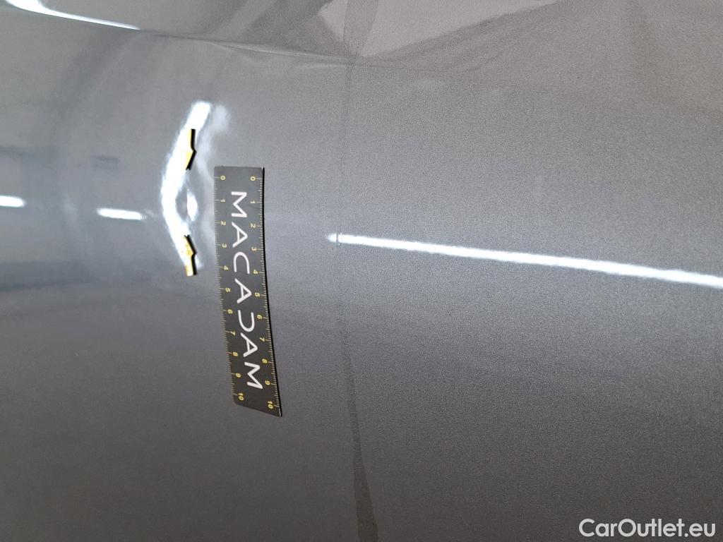  Nissan  Juke NISSAN  / 2019 / 5P / Crossover Hybrid 143 Acenta #37