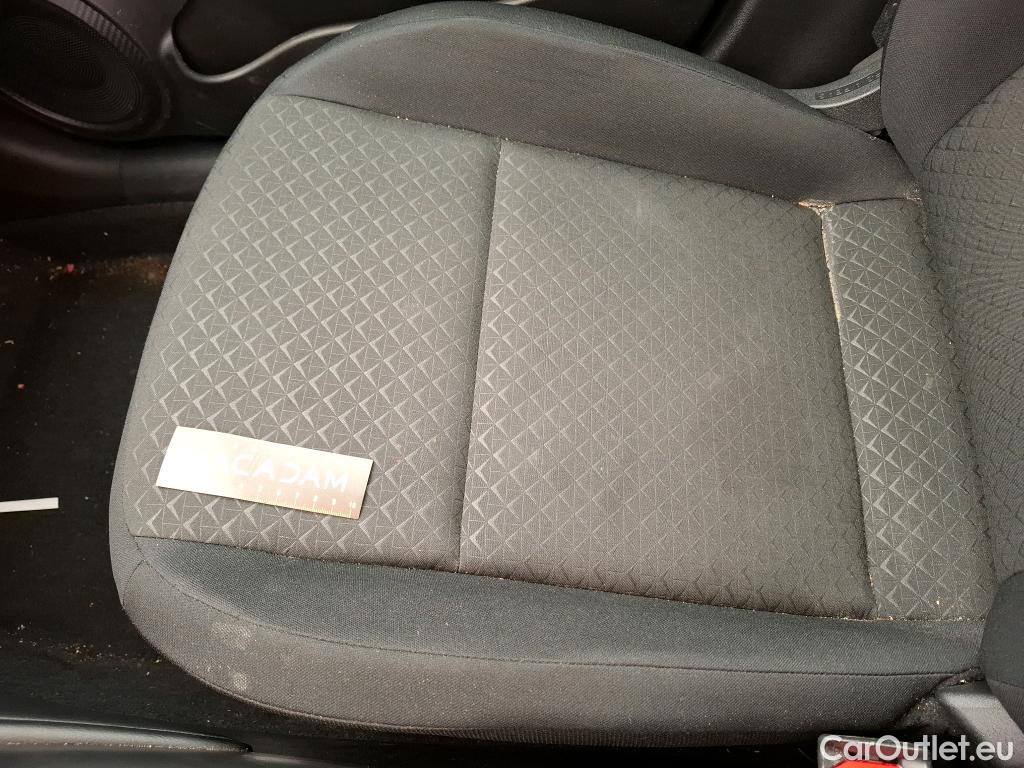  Nissan  Juke NISSAN  / 2019 / 5P / Crossover Hybrid 143 Acenta #38
