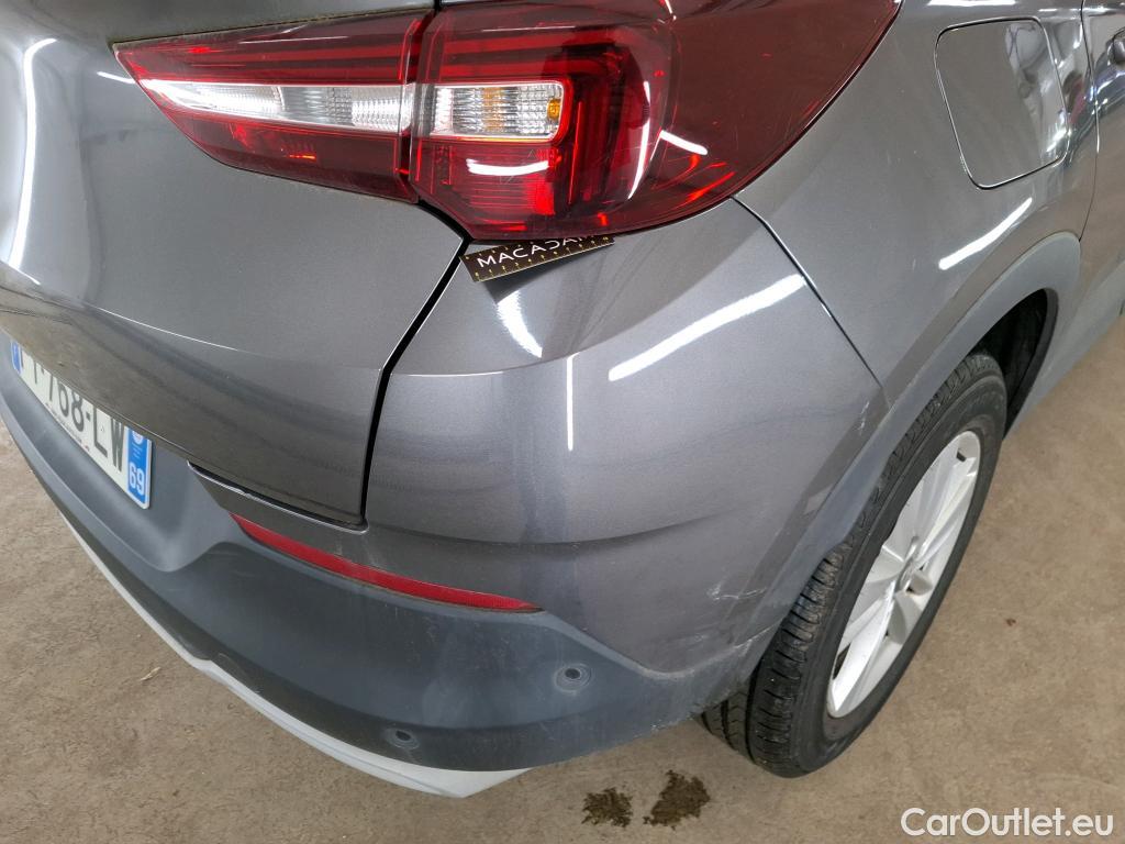  Opel   Grandland X Grandland X Elegance Business 1.5 130CV BVA8 E6d #16