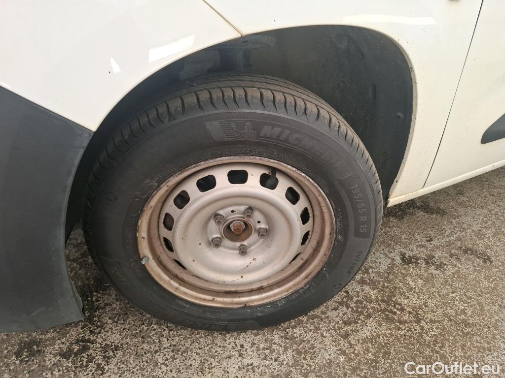  Citroen  Berlingo  Fourgon Control M 650 1.2 PureTech 110CV BVM6 E6d #48
