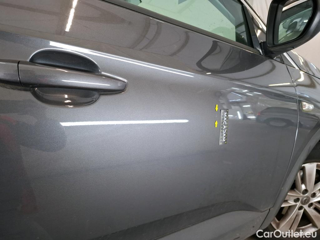  Opel   Grandland X Grandland X Elegance Business 1.5 130CV BVA8 E6d #38