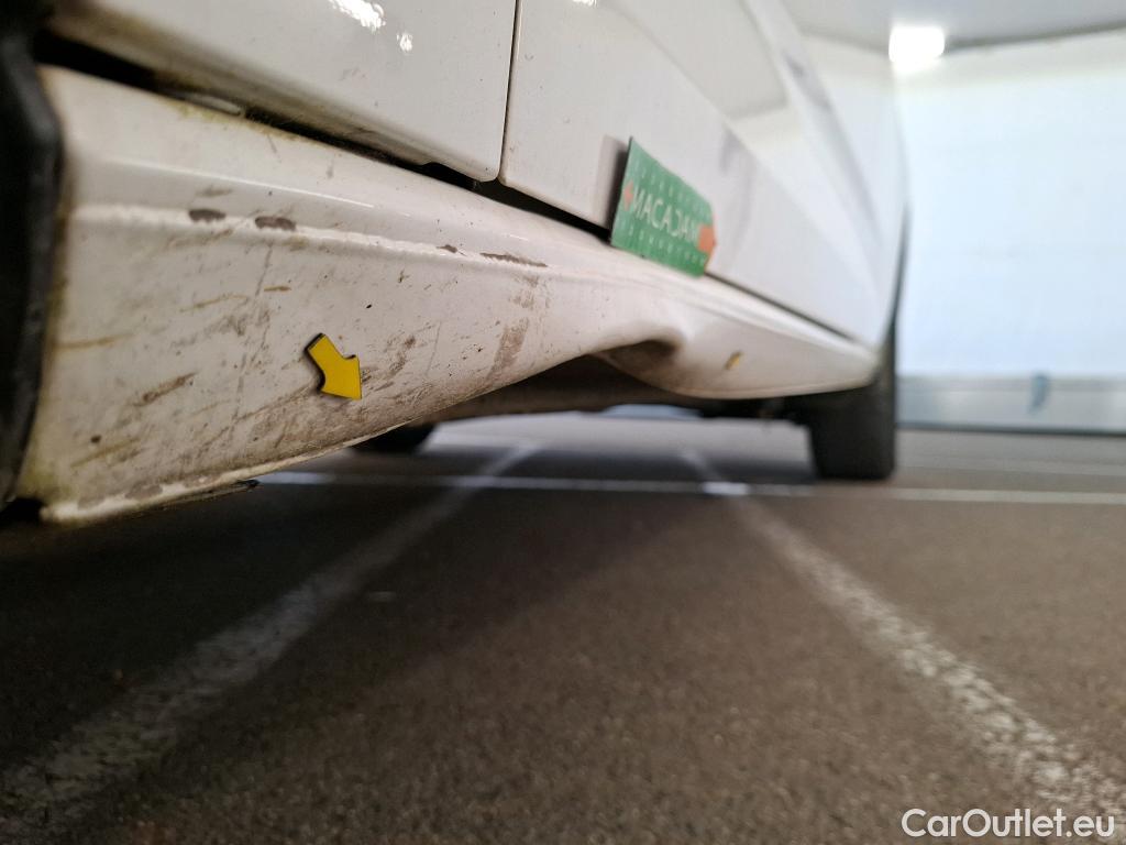  Volkswagen  Caddy VOLKSWAGEN  Cargo / 2020 / 4P / Fourgonnette 2.0 TDI 75ch Business Plus #2