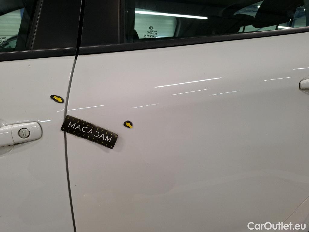  Peugeot  208  Active Business 1.2 80CV BVM5 E6dT #28