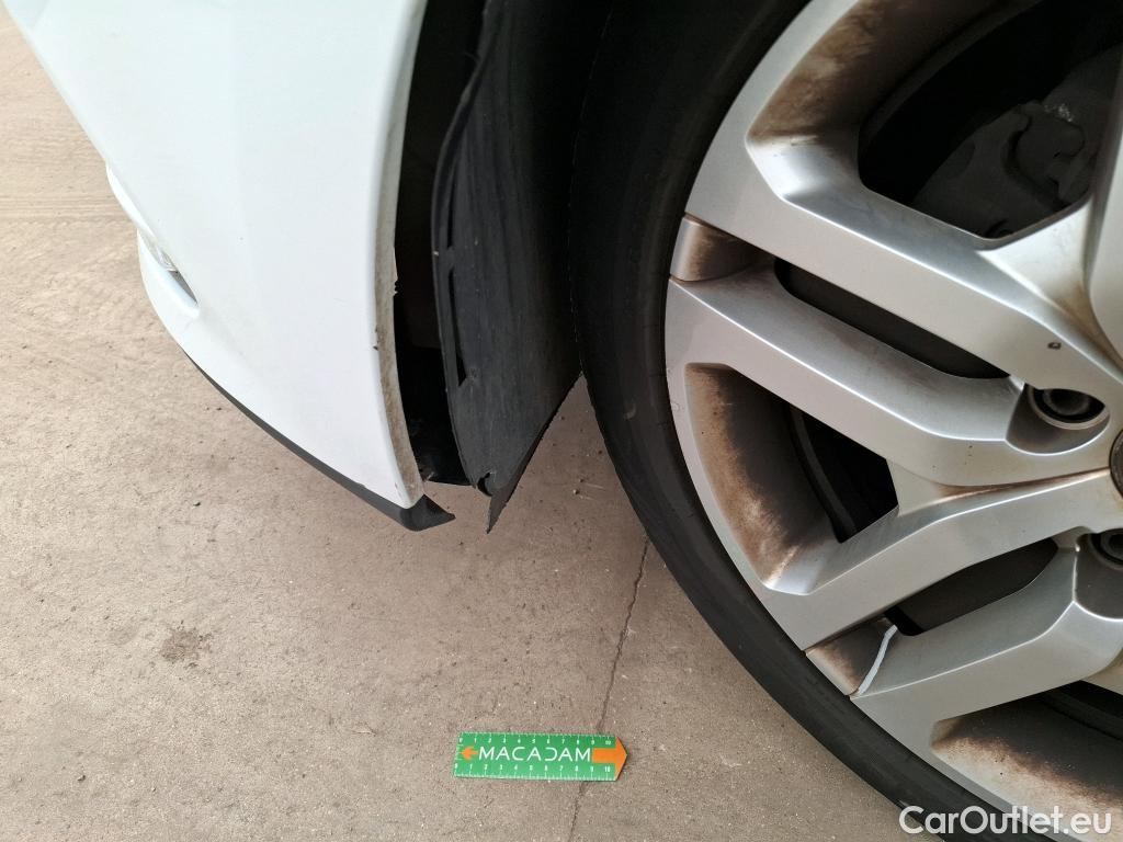  Renault  Clio  IV Business 0.9 TCe 90CV BVM5 E6 #30