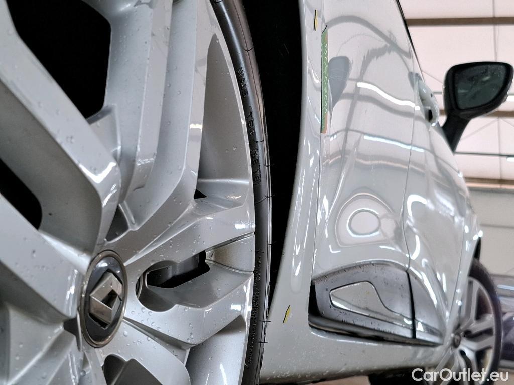  Renault  Clio RENAULT  / 2016 / 5P / Berline &Business TCe 90 #2