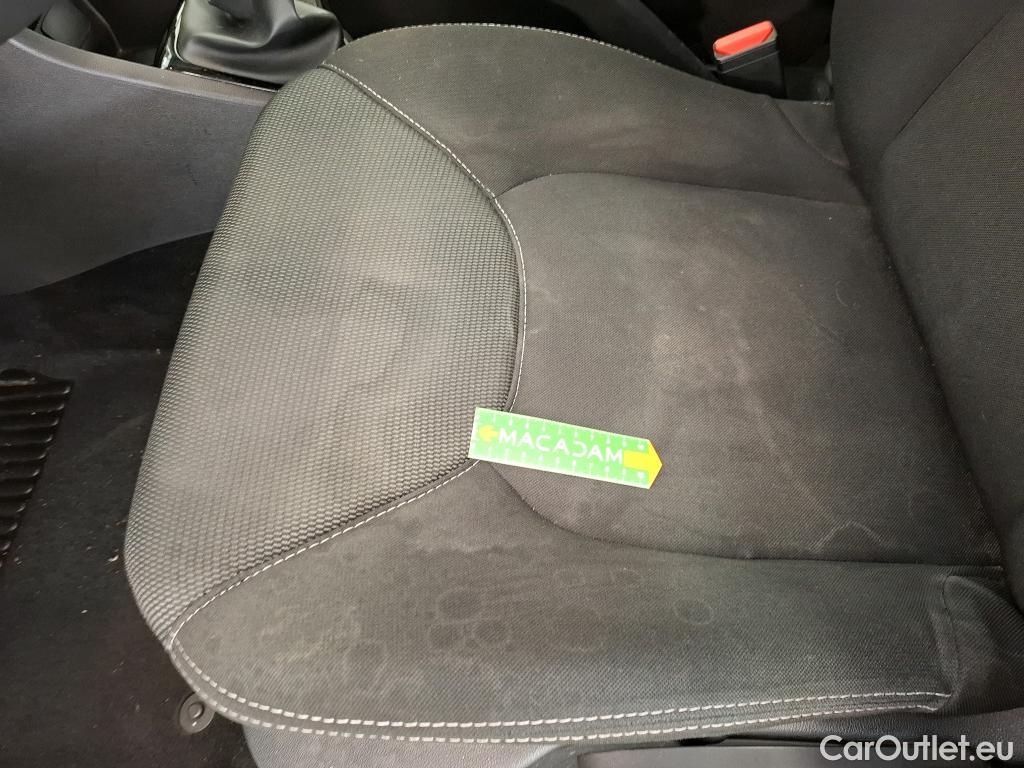  Renault  Clio RENAULT  / 2016 / 5P / Berline &Business TCe 90 #20