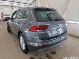  Volkswagen  Tiguan VOLKSWAGEN  / 2016 / 5P / SUV 1.5 TSI 150 EVO DSG7 Carat #2
