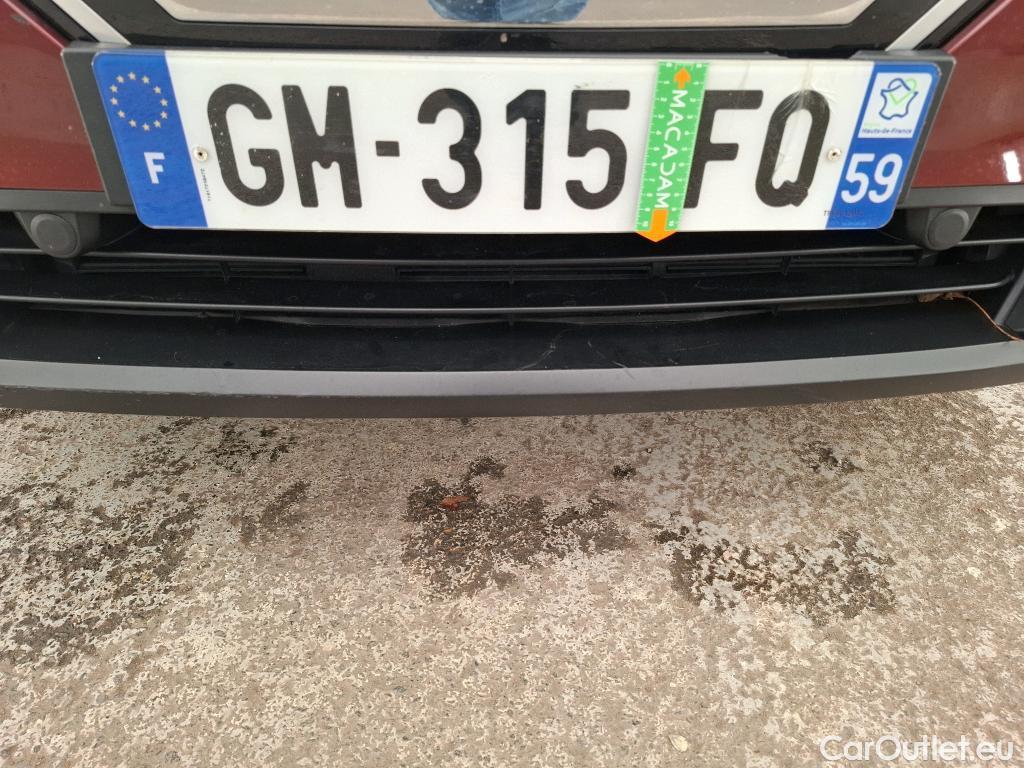  Nissan  Qashqai NISSAN  / 2021 / 5P / Crossover 1.3 MHEV 140 Business Edition #74