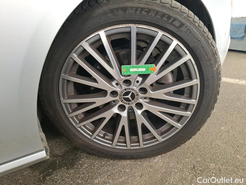  Mercedes  CLA-Klasse MERCEDES-BENZ CLA Coupe / 2019 / 4P / Coupé CLA 200 d Business Line BA8 #10