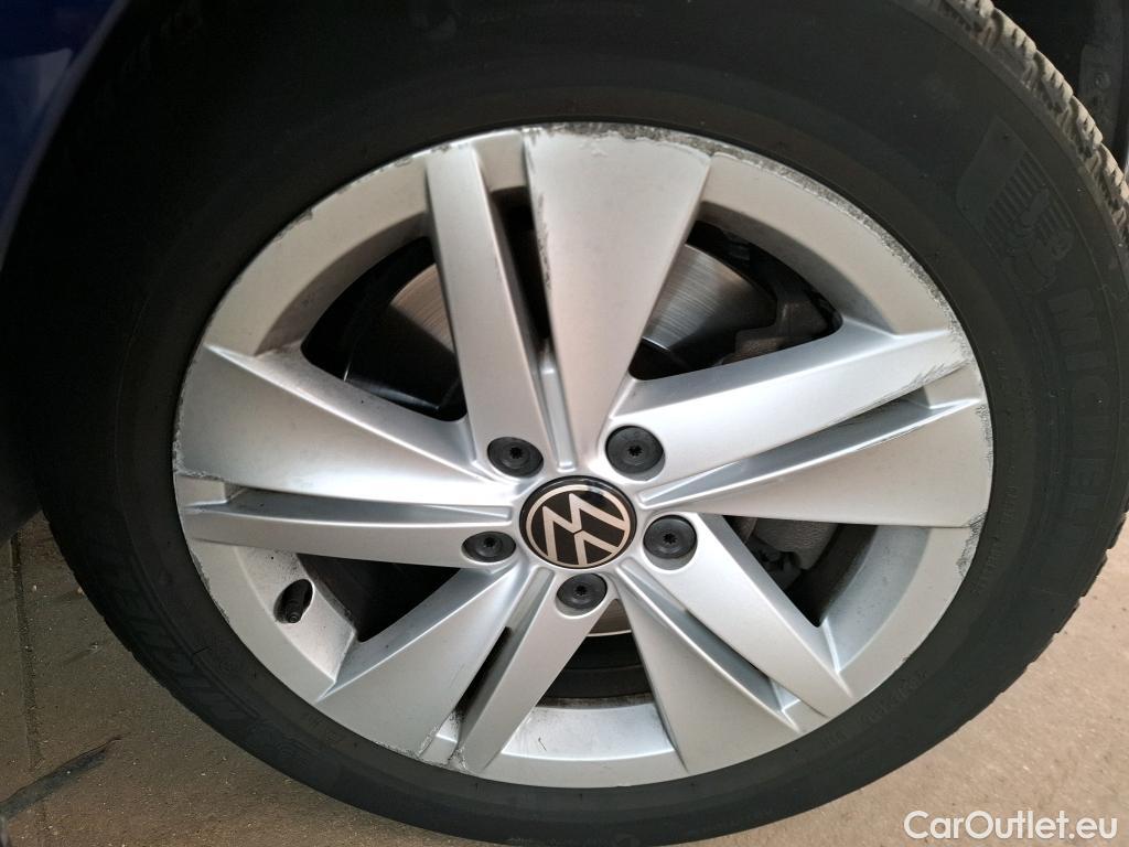  Volkswagen  Golf  VOLKSWAGEN SW / 2020 / 5P / Break 2.0 TDI SCR 150 DSG7 Life Business #40