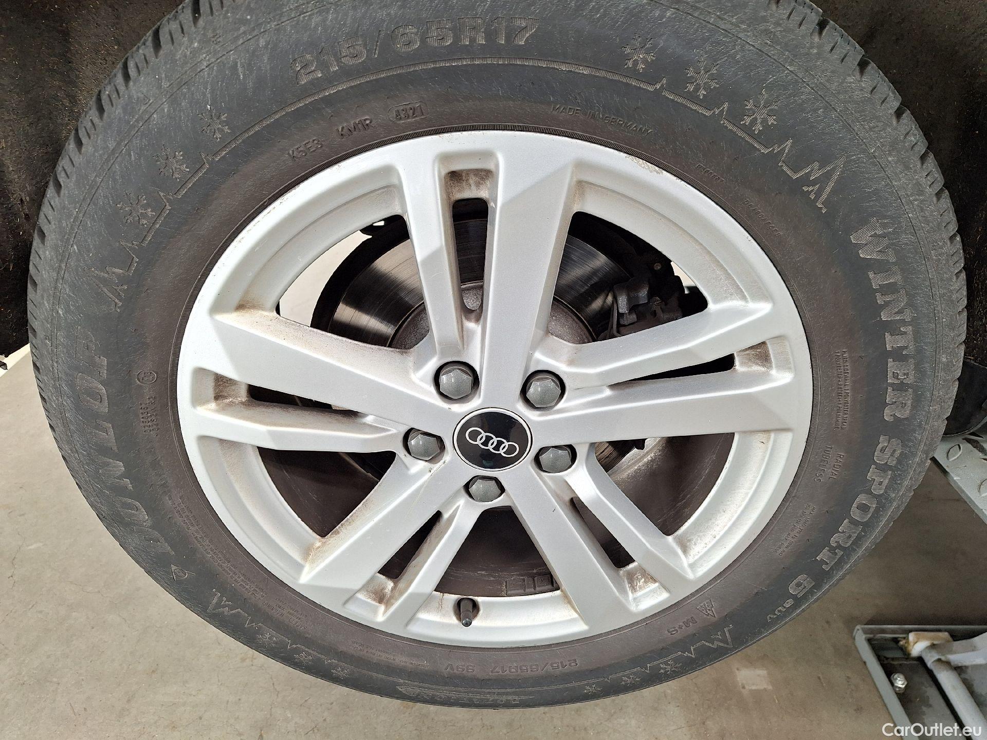  Audi  Q3 Audi,  '18, Audi  35 TDI S Tronic Business Edition 5d #43