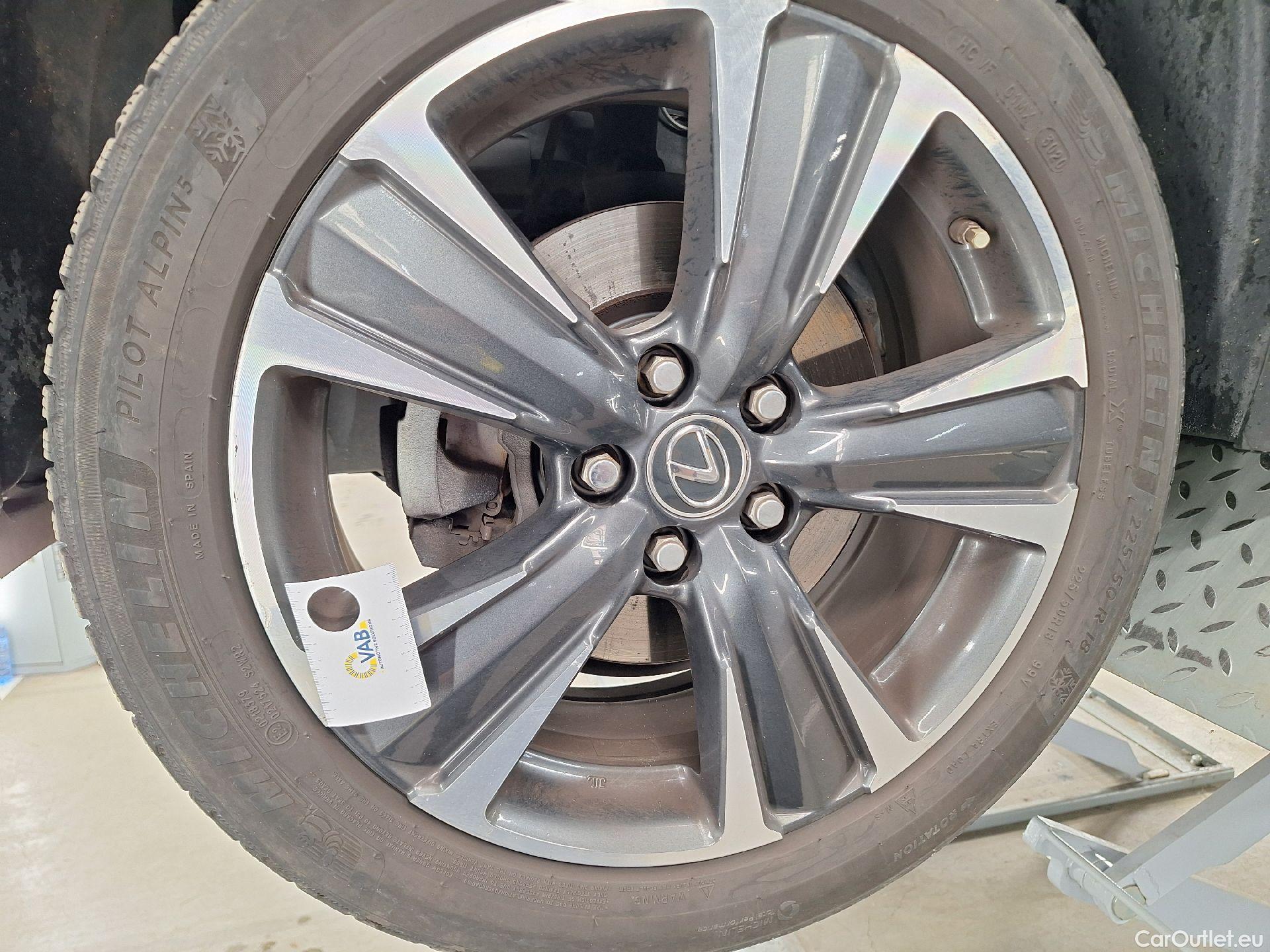  Lexus  UX Lexus,  '18, Lexus  2.0L 250H Executive Line 5d #25
