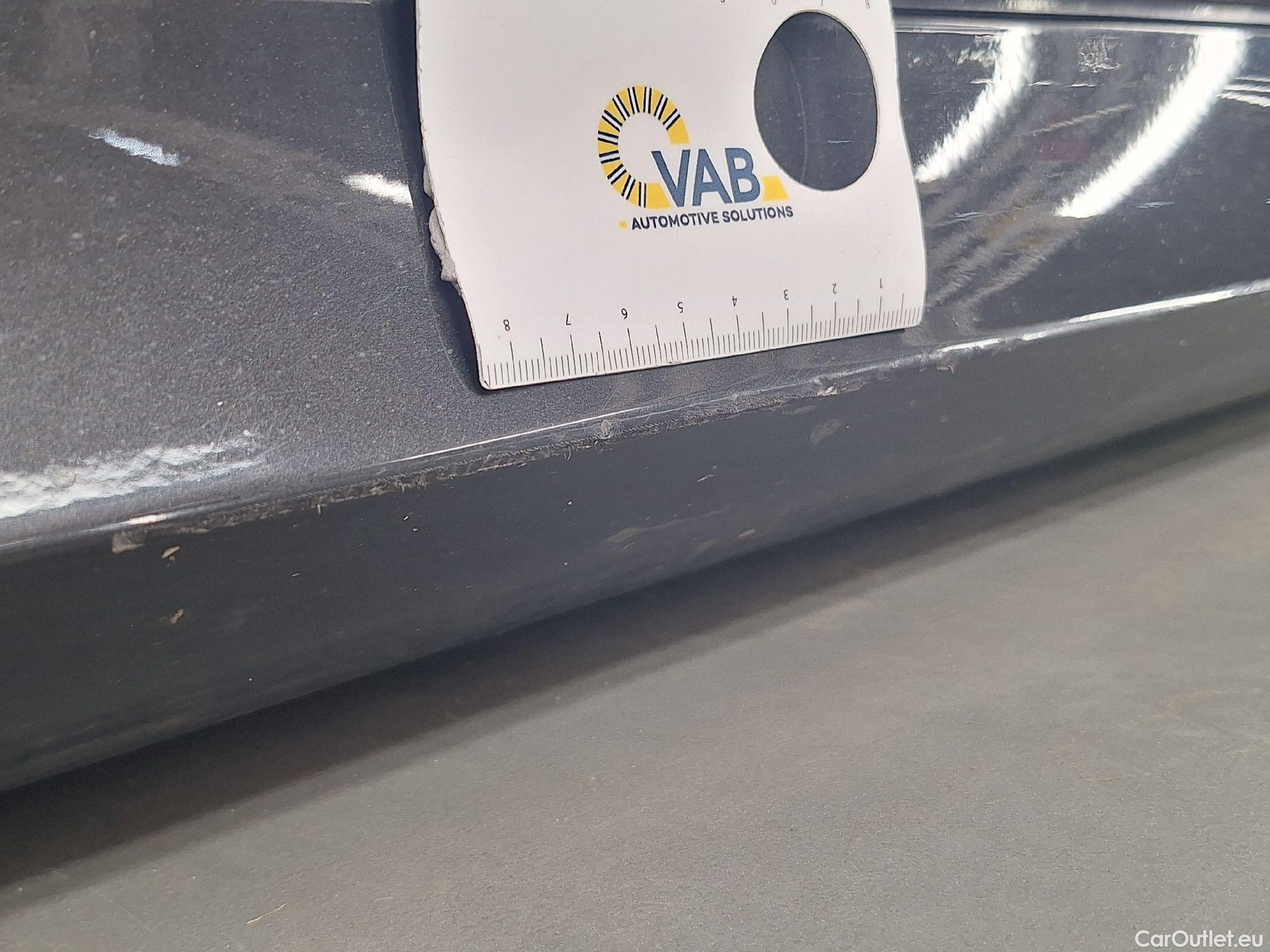  Mercedes  E-Klasse Mercedes, E-Class FL'20, Mercedes-Benz  Berline E 200 d Business So #84
