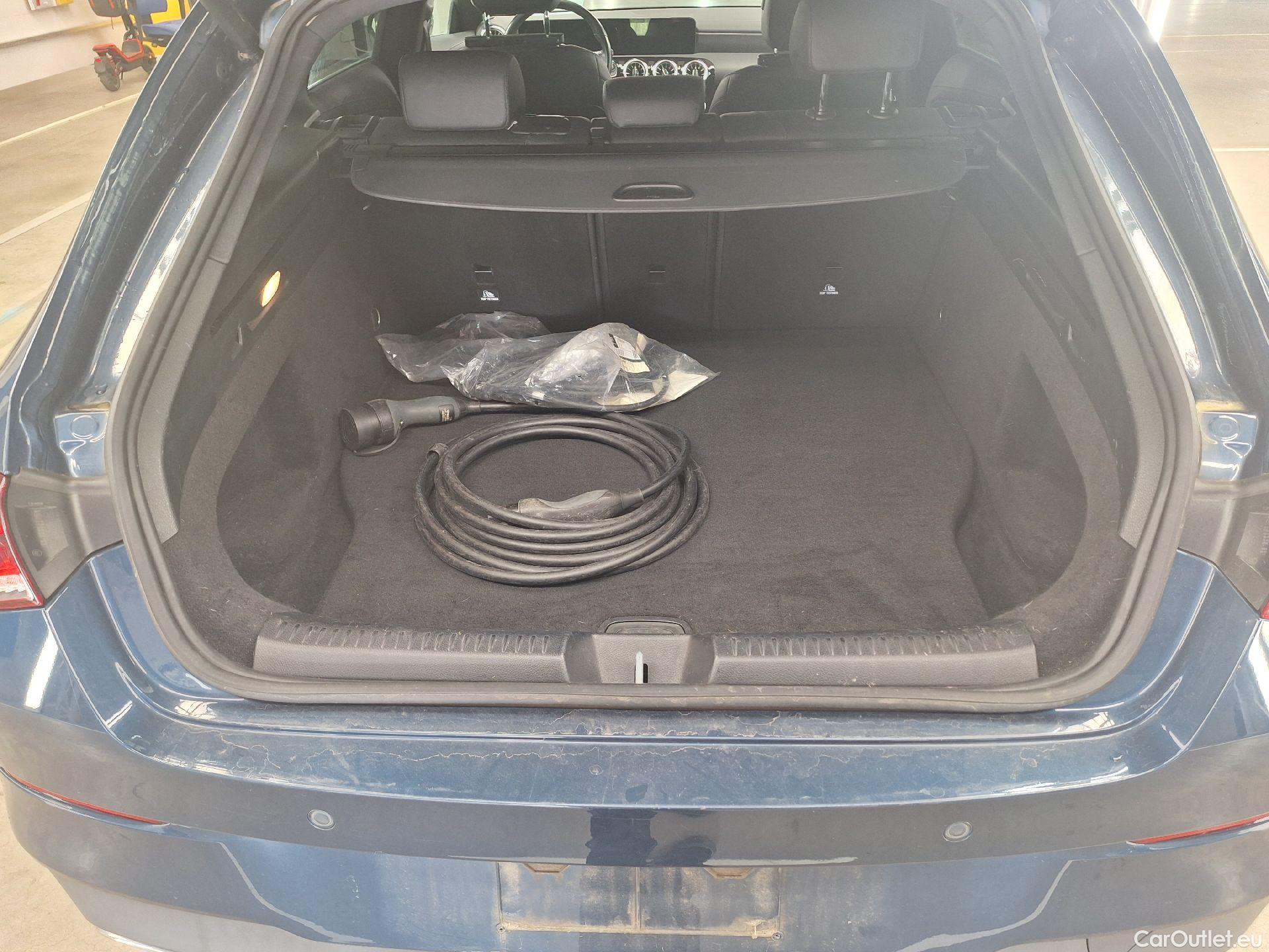  Mercedes  CLA-Klasse Mercedes, CLA-Clas SB '19 PHEV, Mercedes-Benz CLA Shooting Brake CLA 250 e Busines #17