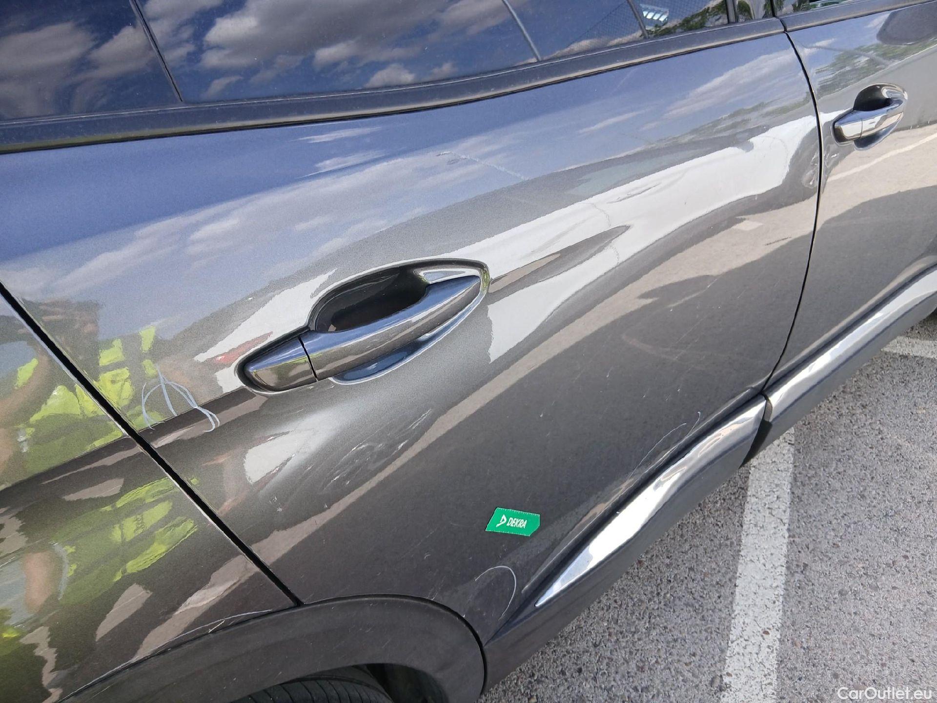  Peugeot  3008 PEUGEOT  / 2020 / 5P / todoterreno 1.5 BlueHDi 96kW S&S Allure Pack EAT8 #43