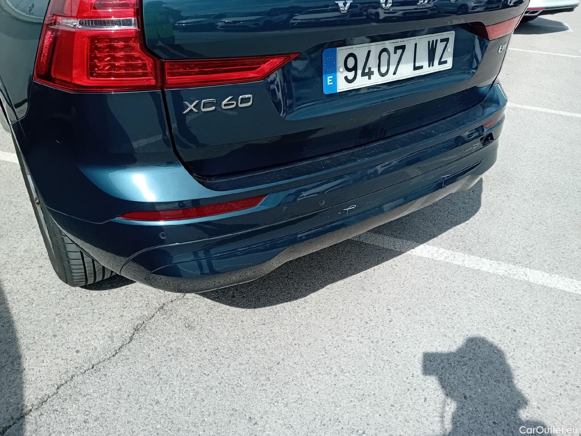 Volvo  XC60 VOLVO  / 2017 / 5P / todoterreno 2.0 B4 D Momentum Pro Auto #17