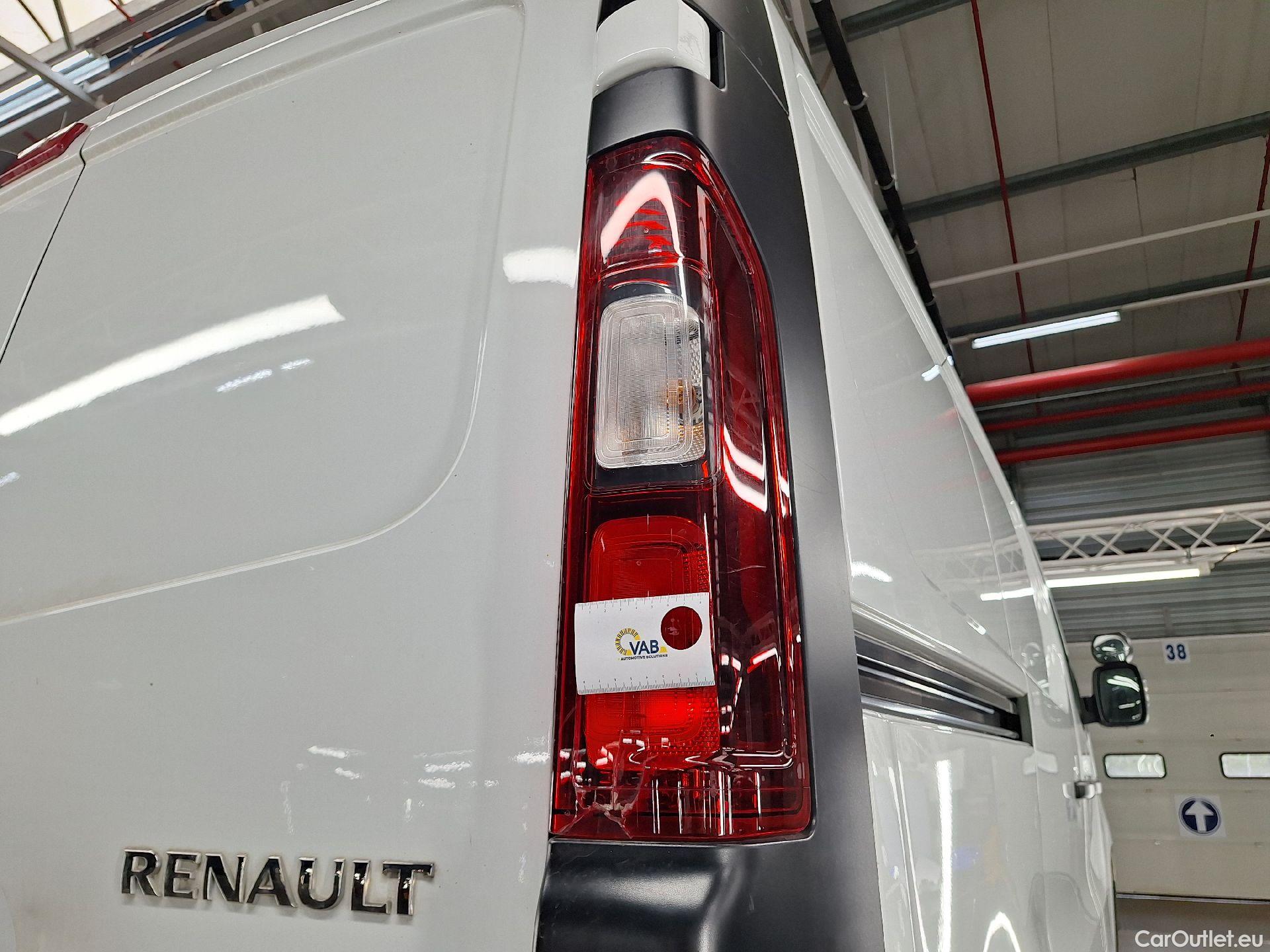  Renault  Trafic Renault, _ '21, Renault  L1H1 dCi 130 Confort 2.9T 4d #47