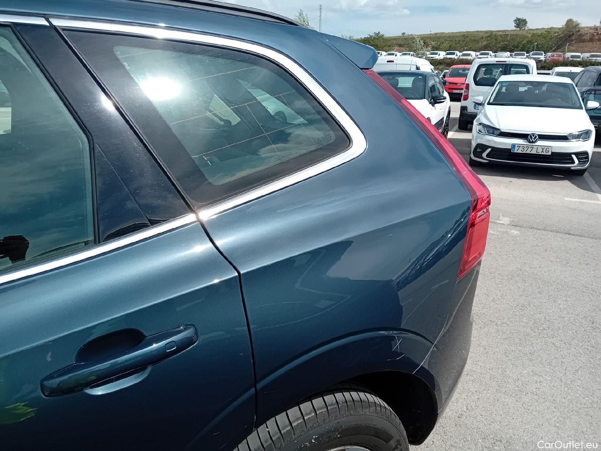  Volvo  XC60 VOLVO  / 2017 / 5P / todoterreno 2.0 B4 D Momentum Pro Auto #14