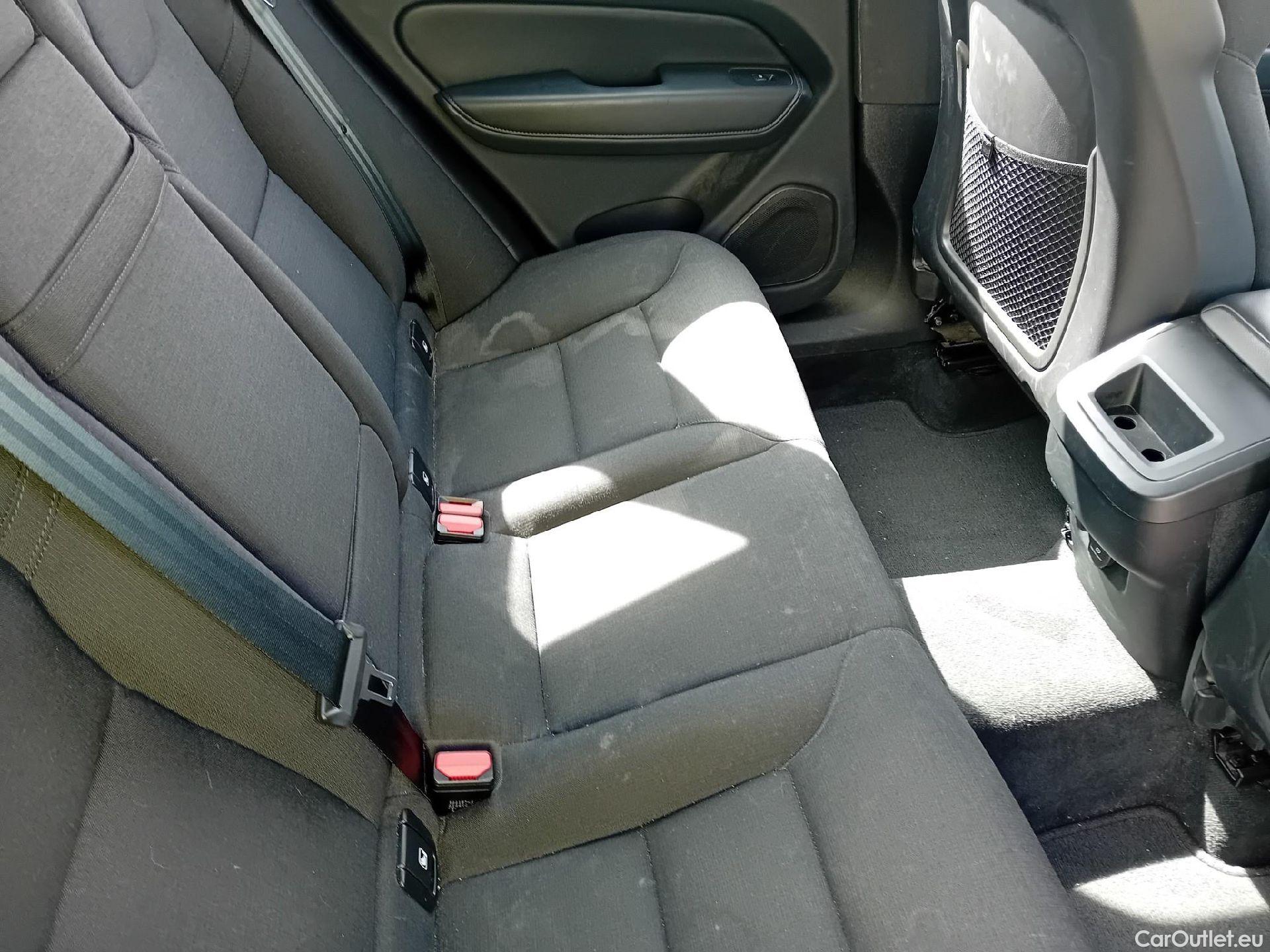  Volvo  XC60 VOLVO  / 2017 / 5P / todoterreno 2.0 B4 D Momentum Pro Auto #33