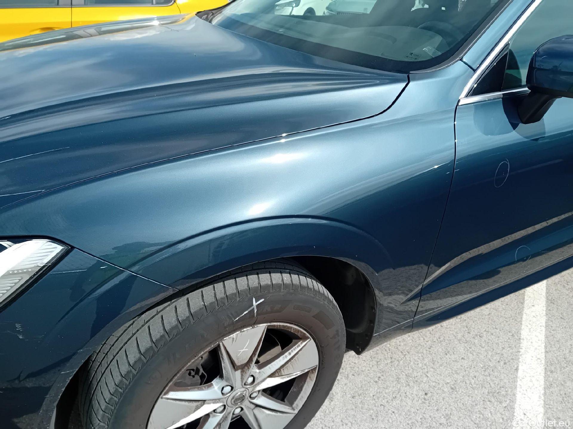  Volvo  XC60 VOLVO  / 2017 / 5P / todoterreno 2.0 B4 D Momentum Pro Auto #9