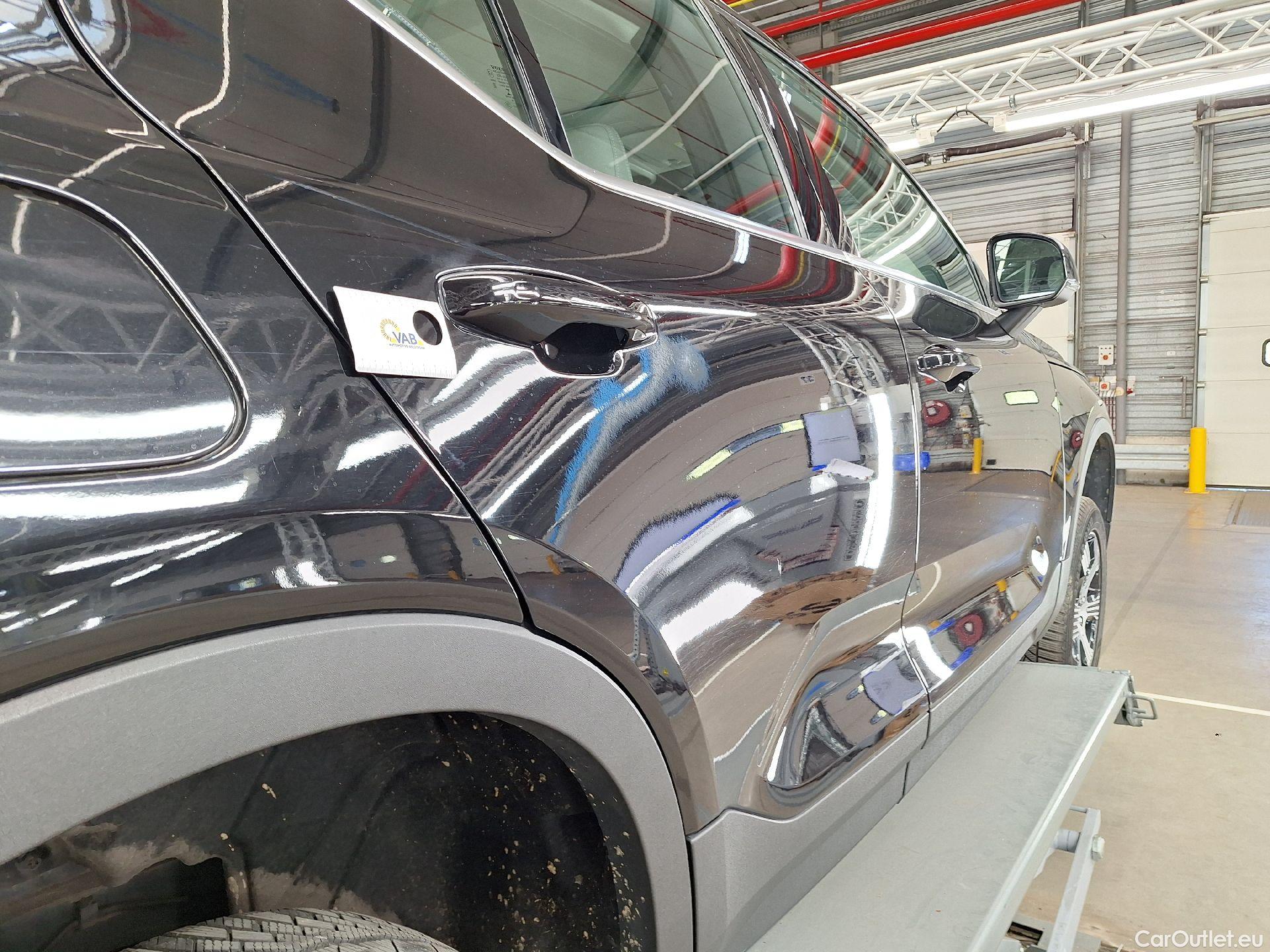  Volvo  XC 40 Volvo, XC40 '17, Volvo XC40 T2 Geartronic Inscription 5d #19