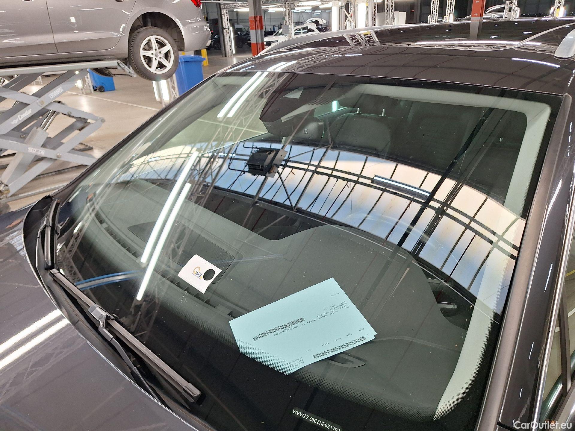  Volkswagen  Passat VW,  Variant FL'19, Volkswagen  Variant 2.0 TDI SCR 110kW DSG7 E #11