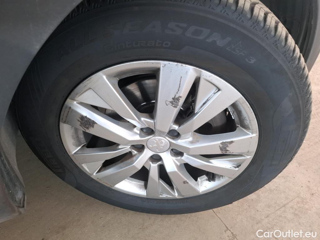  Peugeot  5008  Active Business 1.2 PureTech 130CV BVM6 E6d #43