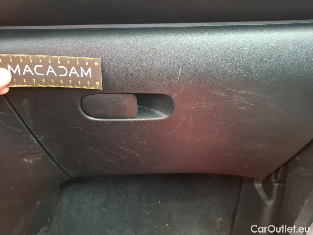  Citroen  C3 CITROEN  Société / 2020 / 5P / Berline / VU BlueHDi 100 SandS BVM6 Feel Business R #14