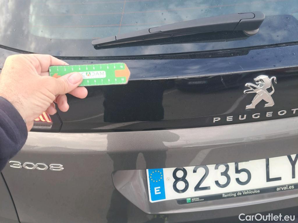 Peugeot  3008 PEUGEOT  / 2020 / 5P / todoterreno 1.5 BlueHDi 96kW (130CV) S&S Active Pack #39
