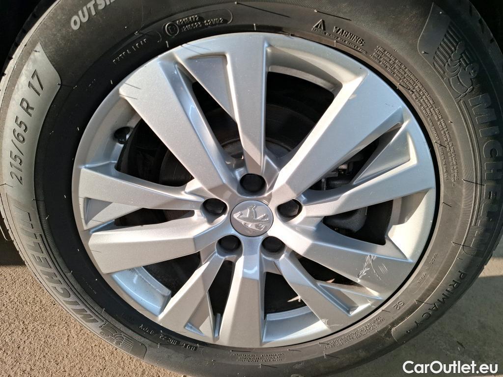  Peugeot  3008  II Active Pack 1.5 HDi 130CV BVA8 E6d #18