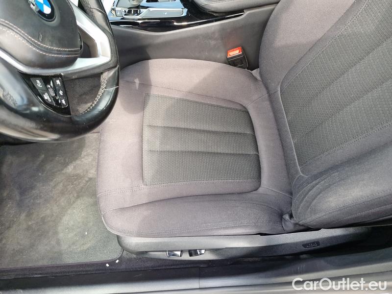  Bmw  Serie 5  Touring (F31) (2015) 520d xD Touring #15