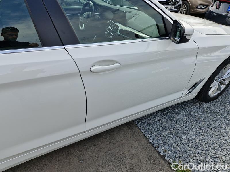  Bmw  Serie 5  Touring (F31) (2015) 520d xD Touring #5