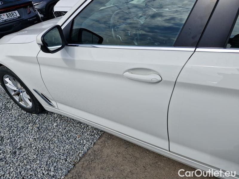  Bmw  Serie 5  Touring (F31) (2015) 520d xD Touring #13