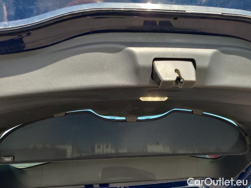  Ford  S-Max  (2015)  2.0EBlue 110 Titanium #11