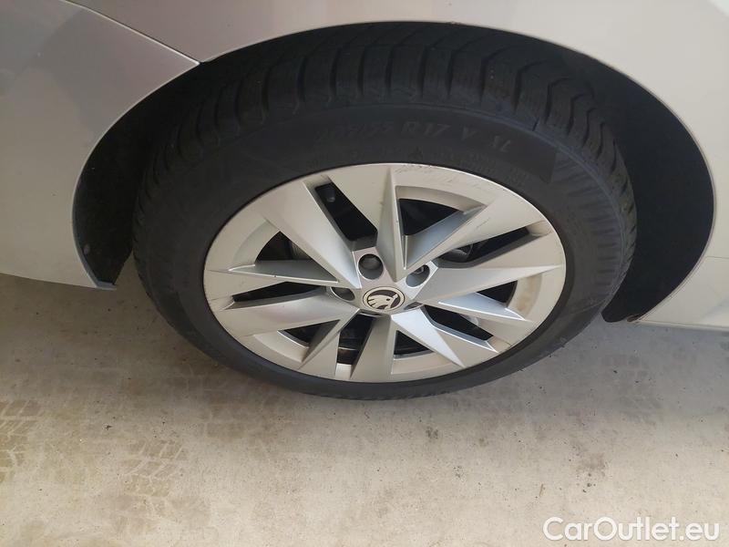  Skoda  Octavia  Combi (NX3)(2020) Oct.Combi 1.5TSI 110 Style #13