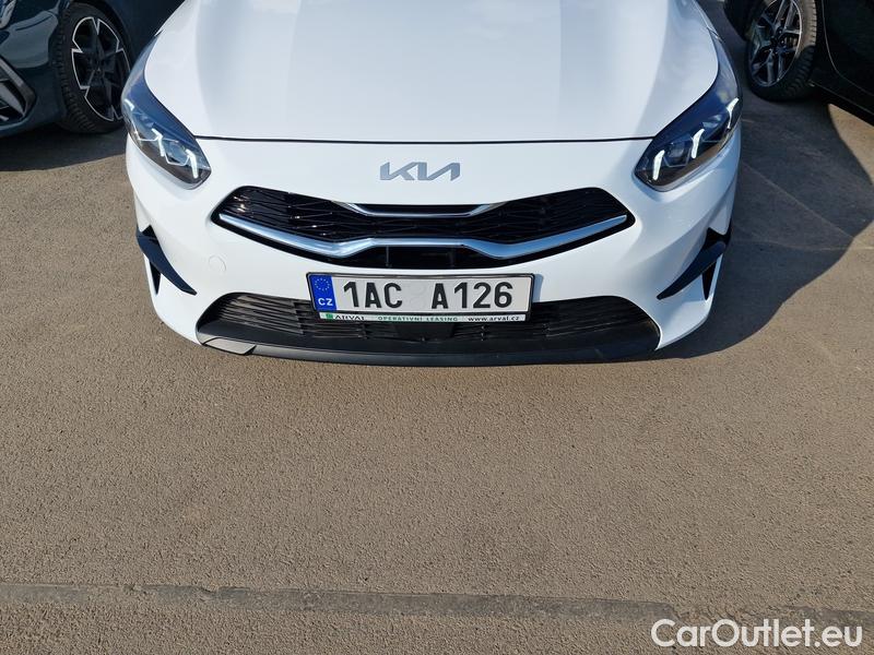  KIA  Cee'd Ceed Sportswagon (2018->) Ceed SW 1.5 T-GDI 118 Top AT #1
