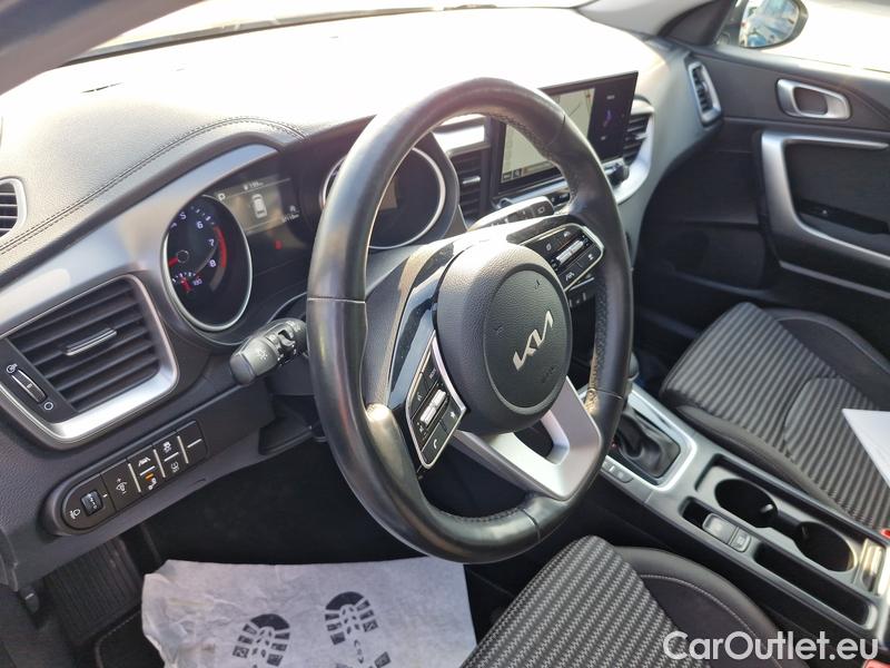  KIA  Cee'd Ceed Sportswagon (2018->) Ceed SW 1.5 T-GDI 118 Top AT #6