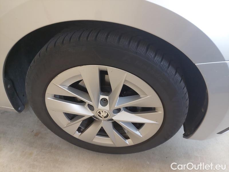  Skoda  Octavia  Combi (NX3)(2020) Oct.Combi 1.5TSI 110 Style #2